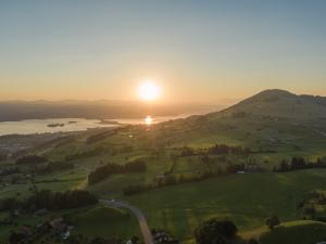 Sonnenaufgang Zürichsee